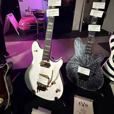 2026 USA EVH  CUSTOM SHOP / SPECIAL EDITION WOLFGANG  \ SNOW WHITE PEARL image 4
