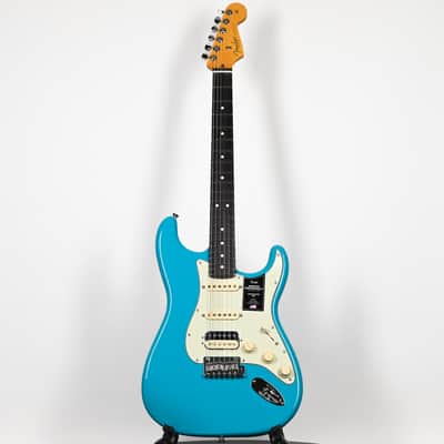 Fender American Professional II Stratocaster HSS- Miami Blue 2025 (US25106880) image 2