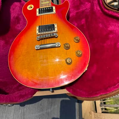 Gibson USA Classic 1999 - Cherry Sunburst W/ Gibson USA Hardcase image 9