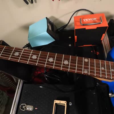 Debutante Daisy Rock Electric Guitar Short Scale 💙 Blue Flower image 18