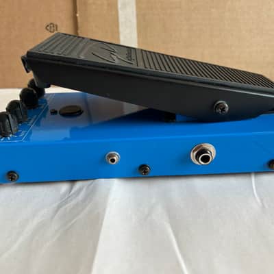 George Dennis Tremolo Volume pedal Optical Control 90s - Blue Czech made in Excellent Condition image 6