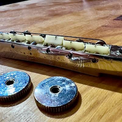 Gibson ABR-1 Tune-O-Matic Bridge Nylon Saddles image 2
