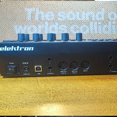 Elektron Analog Four MKII 4-Voice Tabletop Analog Synthesizer 2020 - Present - Black image 5