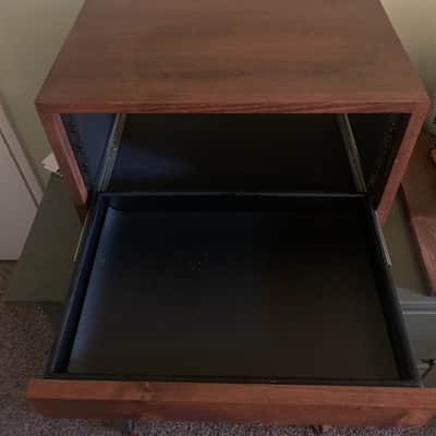 4 unit 19' rack with drawer 4 unit new - Alder wood finished with lacquer image 4