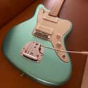 Fender American Professional Jazzmaster with Maple Fretboard 2017 - 2019 - Mystic Seafoam