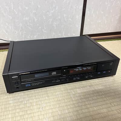Pioneer PD-7010 Compact Disc CD Player image 8