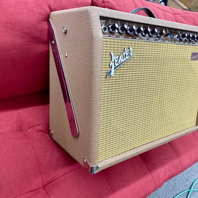 Fender Acoustasonic Junior 2-Channel 2 x 40-Watt 2x8" Acoustic Guitar Amp - Brown image 7