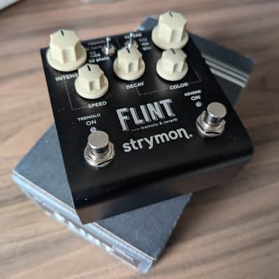 Strymon Flint Reverb and Tremolo V2 2022 - Present - Black image 2
