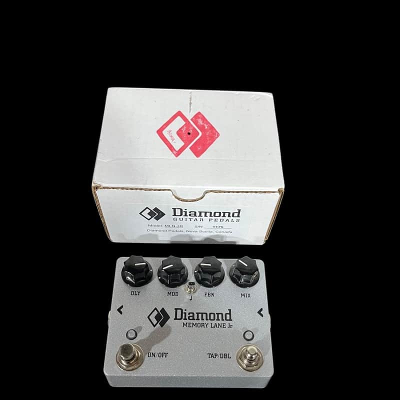Diamond Memory Lane Jr V2 -x11814 image 1