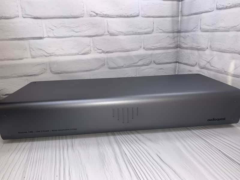 Audioquest Niagara 1200EU Mains Filter image 1