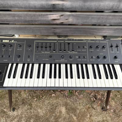 KORG DL-50 DELTA servicedan strings synthesizer serviced