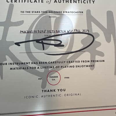 Fender To The Stars Limited Tom DeLonge Signature Stratocaster 2024 - Yeti image 1