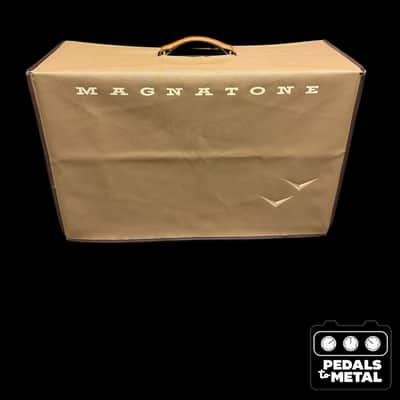 Magnatone Twilighter Stereo 22+22-Watt 2x12" Guitar Combo - x15503 image 8