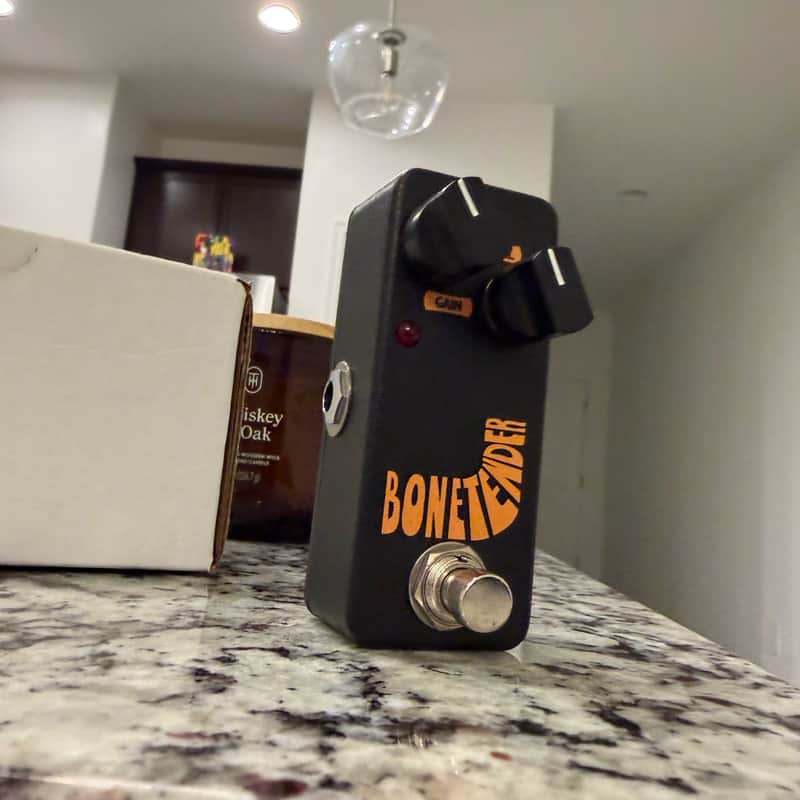 Lovepedal Lovepedal BoneTender MKII Fuzz Pedal 2014 - Black image 1
