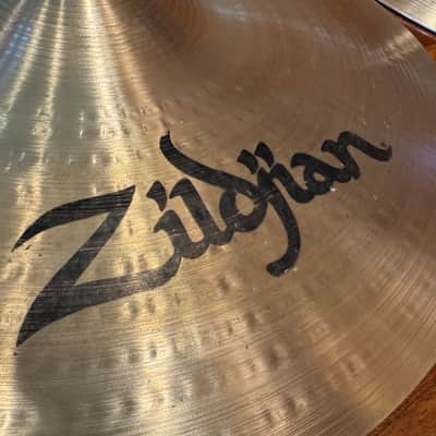 Zildjian 14" A Series New Beat Hi-Hat Cymbals (Pair) 2013 - Present - Traditional image 5