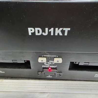 Pyle Pro PDJ1KT Dual CD Player & 2-Channel DJ Mixer in Road Case image 2