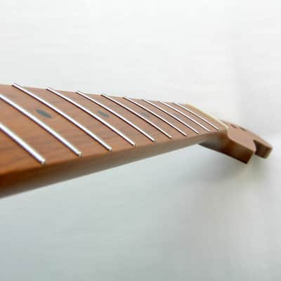 Stratocaster S.S. FRETS/Vintage Style/Rounded/22 Frets/ROASTED fits Warmoth, Fender STRAT image 9