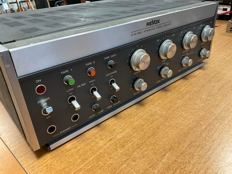 Revox B750 MK2 AMPLIFIER VINTAGE image 1