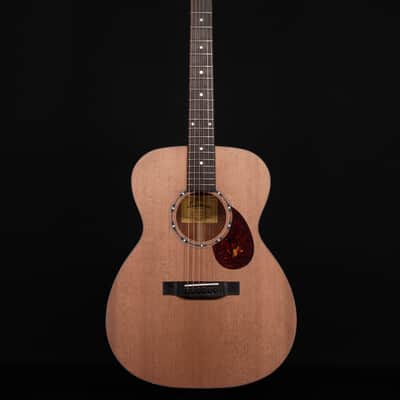 Eastman E2OM, Natural Cedar Top image 5