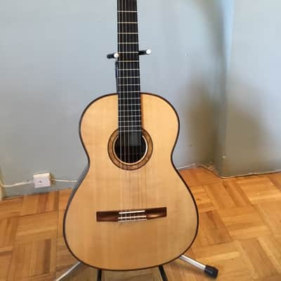 Sergei de Jonge  Spruce top/ Indian Rosewood back and sides 2004 French polish image 1