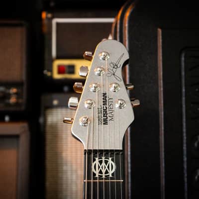 Ernie Ball Music Man John Petrucci Majesty 7 – 2015 – Silver Lining – Excellent Condition – Complete Case Candy – Signed Backplate image 6