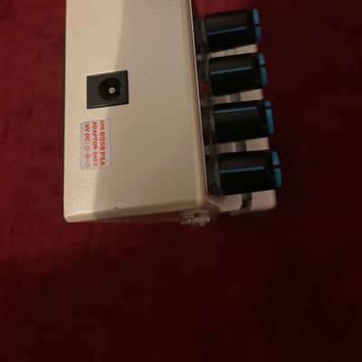 Boss DD-3(b) Digital Delay 2001 - Present - White image 4