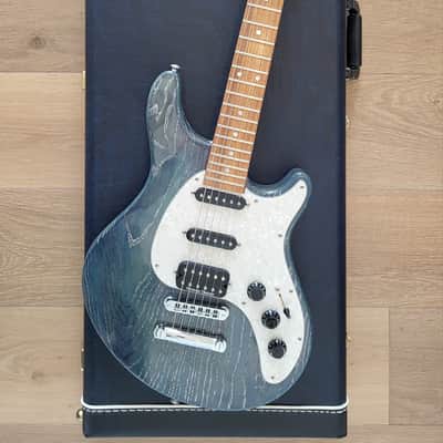 Washburn USA Custom Shop WM3 2000's - Blue / Woodgrain image 1