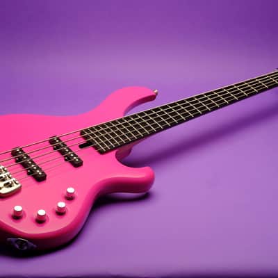 Maruszczyk Frog 5 32’’ 2022 - Magenta image 2