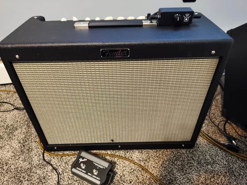 Fender Hot Rod Deluxe IV 40-watt 1x12" all-tube guitar combo amplifier. image 1