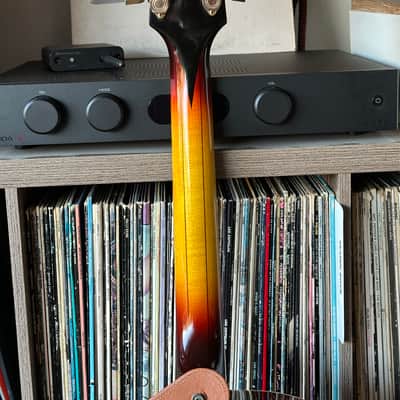 Gibson Byrdland 1969 Sunburst All Original image 3