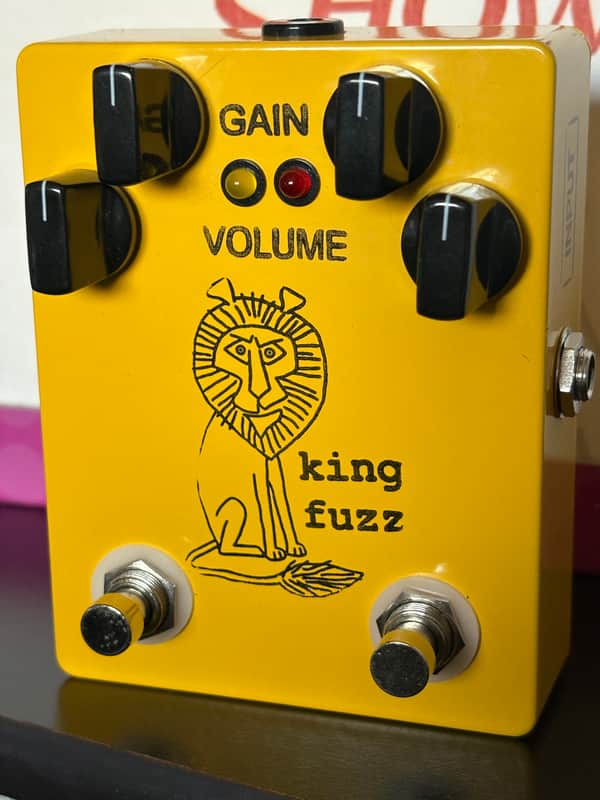 Bigfoot Engineering King Fuzz XL 2022 - Yellow image 1