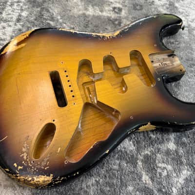Relic 1 PIECE ASH MJT Stratocaster Body only 3 lbs 8 oz fits Fender image 1
