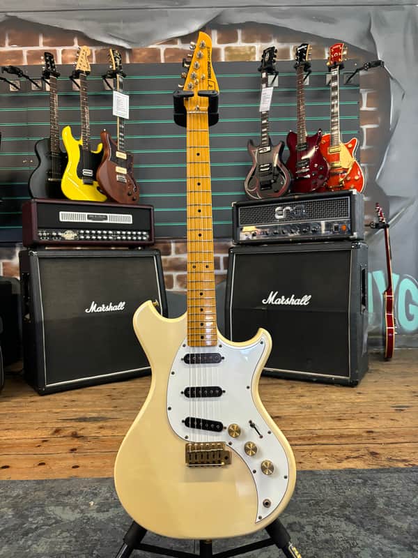 Westone Concord III Pearl White 1983 Electric Guitar image 1