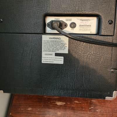 Rogue VB100 - Sunburst with Ashdown Amp image 7