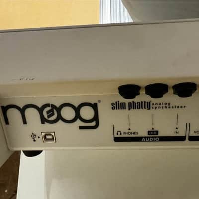 Moog Slim Phatty 2010s - White image 3