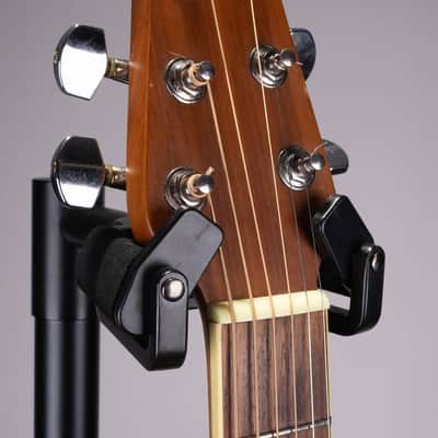 Used Ovation Celebrity CC057 Acoustic Electric Guitar - Natural image 7