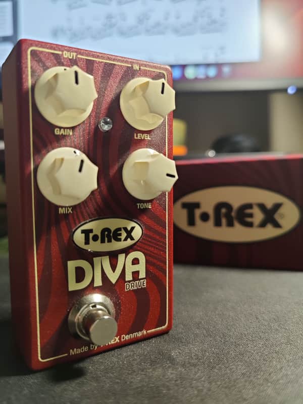 T-Rex Diva Drive