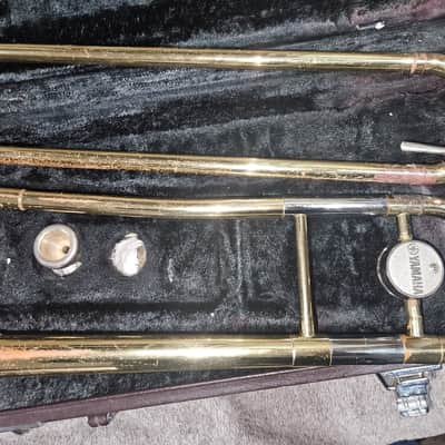 Yamaha YSL-354 Trombone w/ Yamaha Case. Japan. Good playing condition image 7