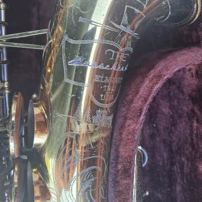 Buescher 400 top hat and cane alto saxophone 1955 - Lacquer image 1