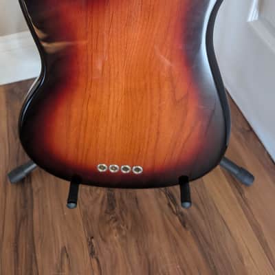 Fender Vintera '60s Mustang Bass 2019 - 2023 - 3-Color Sunburst image 3