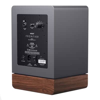 Output Frontier 6.5" 2-Way Active Studio Monitor - Pair image 4