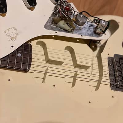 Fender Stratocaster ex-John Norum (Europe) Final Countdown World Tour 1985 White image 7