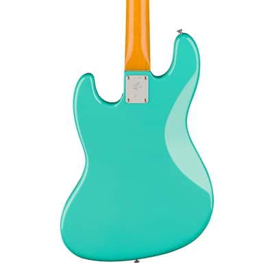 Fender American Vintage II 1966 Jazz Bass - Rosewood Fingerboard, Sea Foam Green image 3