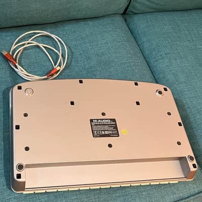 M-Audio Oxygen 8 V2 25-Key USB MIDI Controller Bild 4