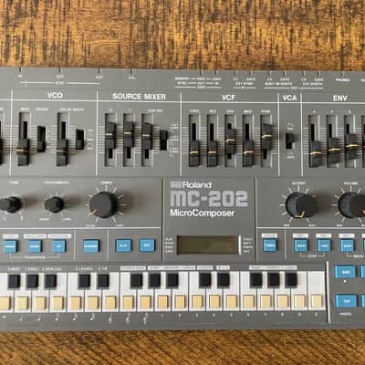 Roland MC-202 MicroComposer 1983 - 1985 - Gray image 3