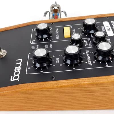 Moog Moogerfooger MF-107 FreqBox Synthesizer Pedal + Neuwertig + Garantie image 13