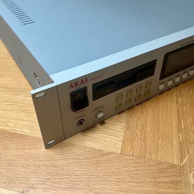 Akai S3000XL Midi Stereo Digital Sampler+ New Backlight and fusemod image 5