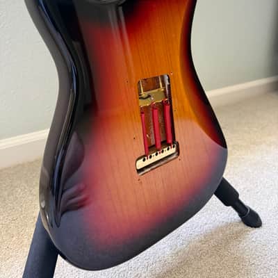 Fender Custom Shop American Custom Stratocaster 2025 - NOS Burst image 4