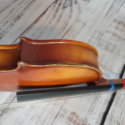 Lignatone 1/2 size Violin with Glasser bow and case image 2