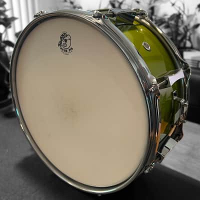 Pork Pie 6 x 13-Inch Maple Snare in Kermit The Frog Green Lacquer (2000) image 10